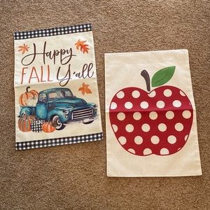 Decorative yard flags